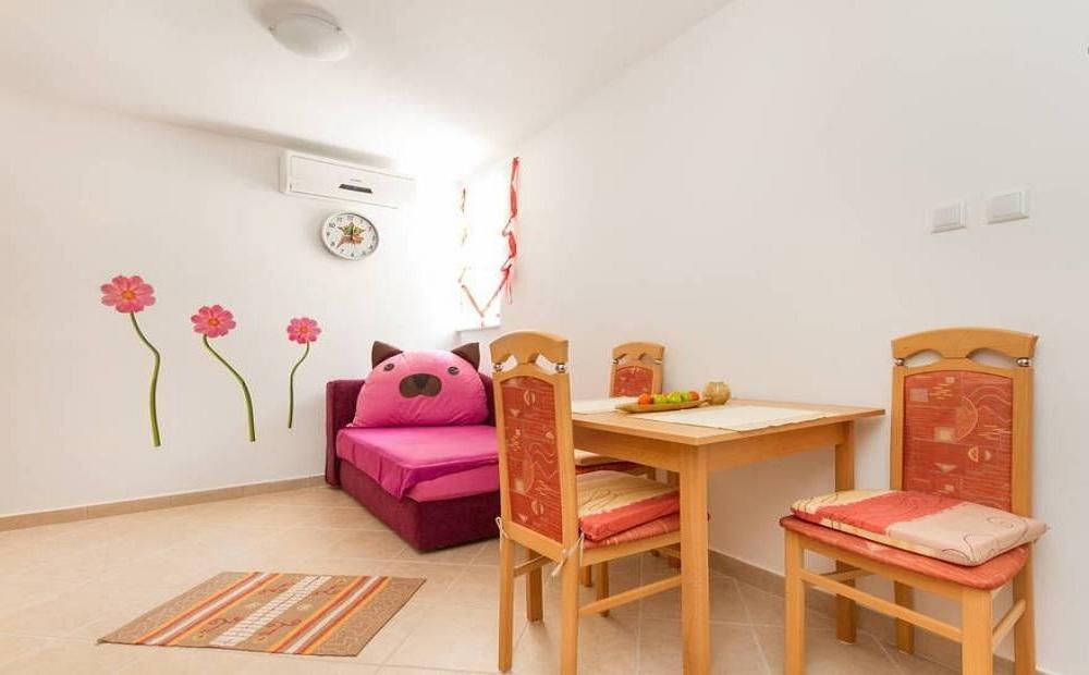 Apartments Mali Raj Vranjic Bagian luar foto